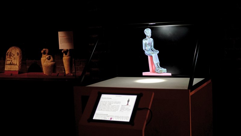 Une borne holographique au Palais des Beaux-Arts de Lille