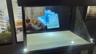 Holographic presentation at H'expo