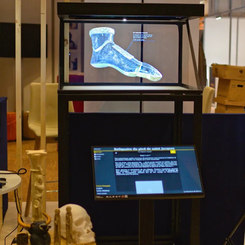 An interactive installation based on an Iris 32 at SITEM 2026
