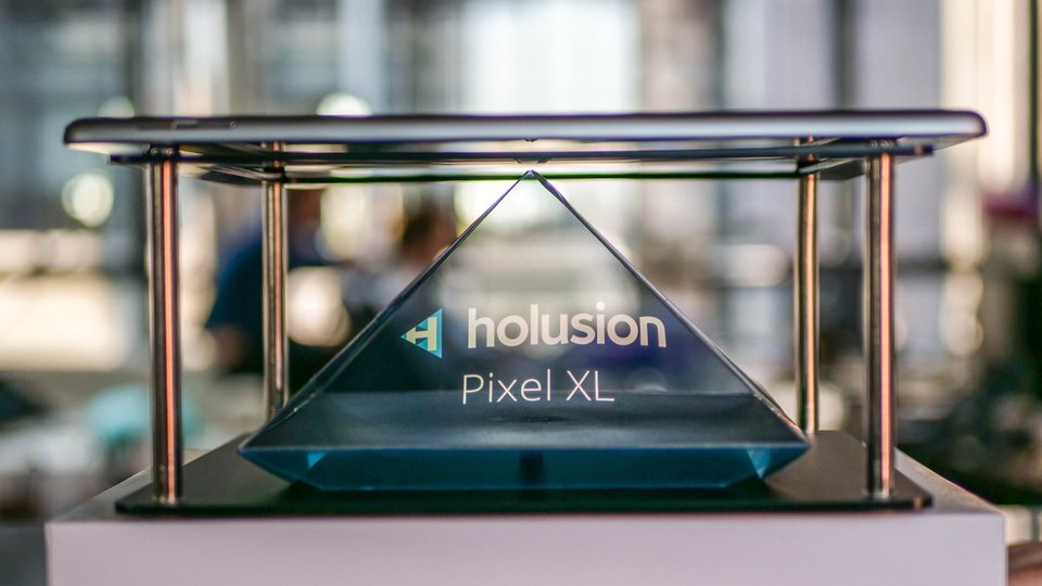 Pixel XL: Pyramide holographique pour tablettes Ipad ou Android, 10" et plus.